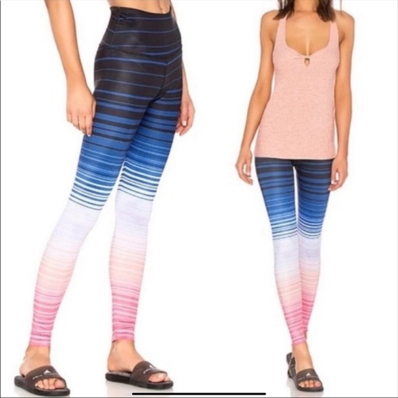 Beyond Yoga Lux Summer Shades Ombré Striped Leggings Size Small - Picture 2 of 14